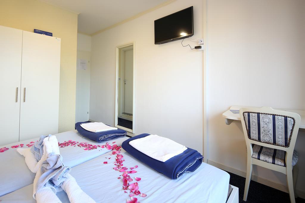 Guest House Zeba & Riviera Šilo Eksteriør billede