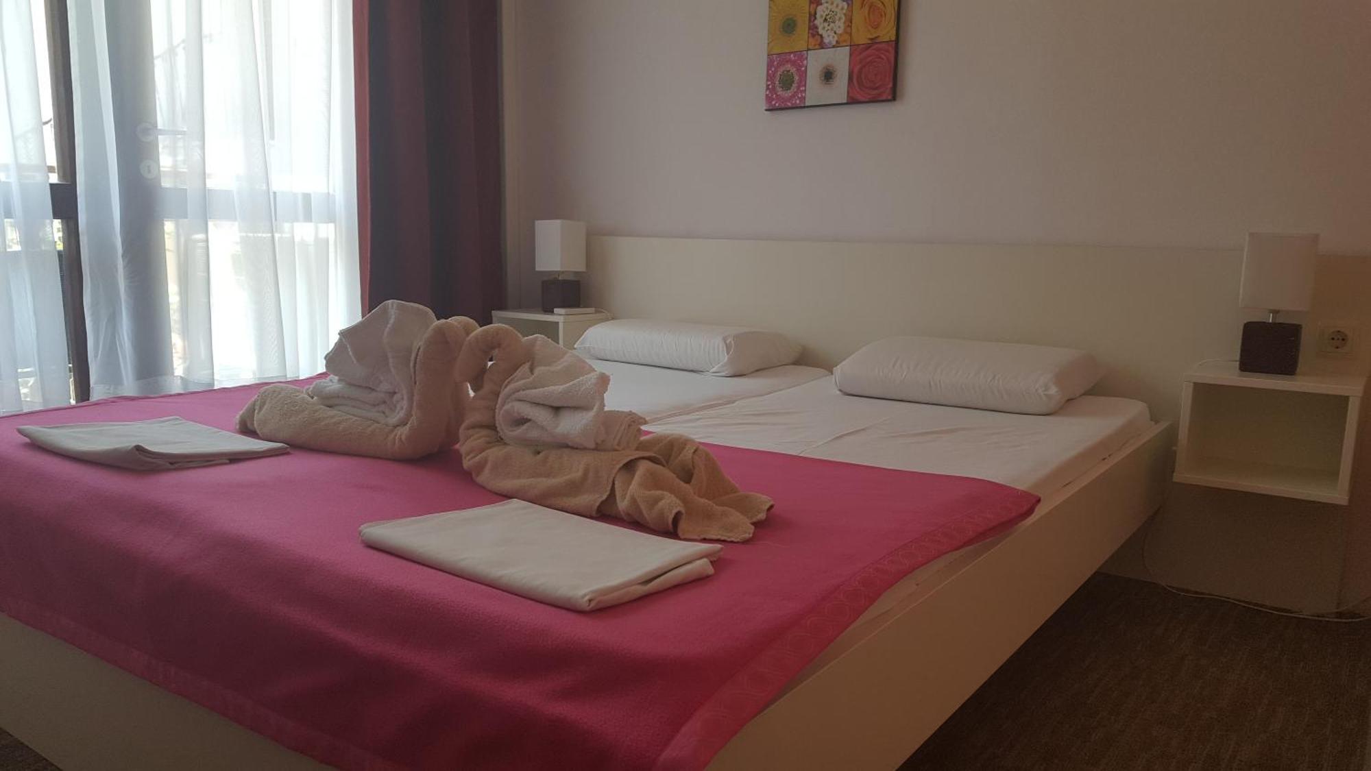 Guest House Zeba & Riviera Šilo Eksteriør billede
