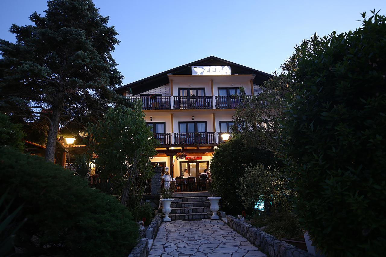 Guest House Zeba & Riviera Šilo Eksteriør billede