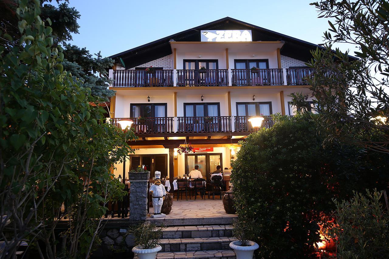 Guest House Zeba & Riviera Šilo Eksteriør billede